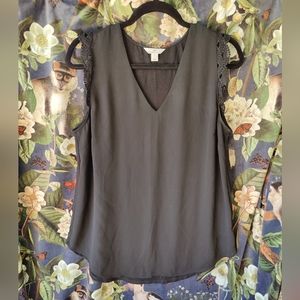 Black Camber & Grace tank LG